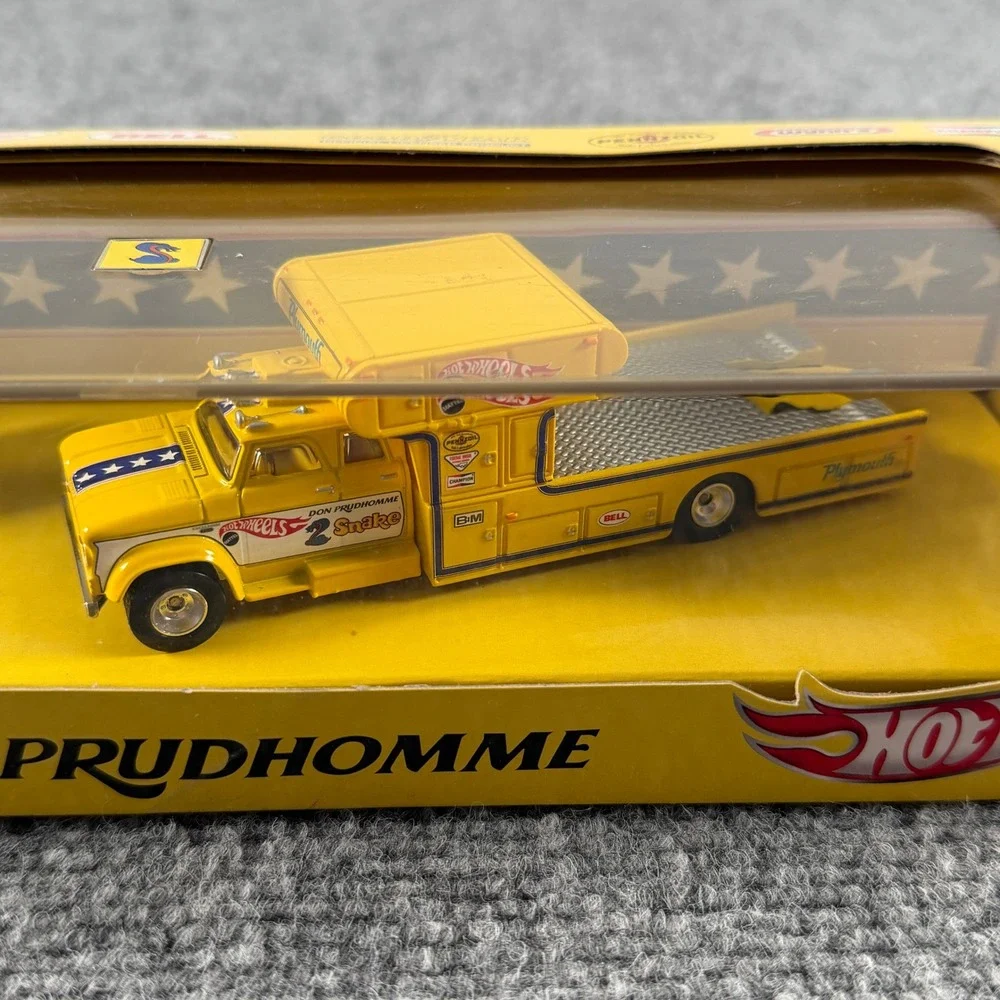 Hot Wheels Don Prudhomme Snake 2-Car Set Yellow Limited Edition 2012 RLC